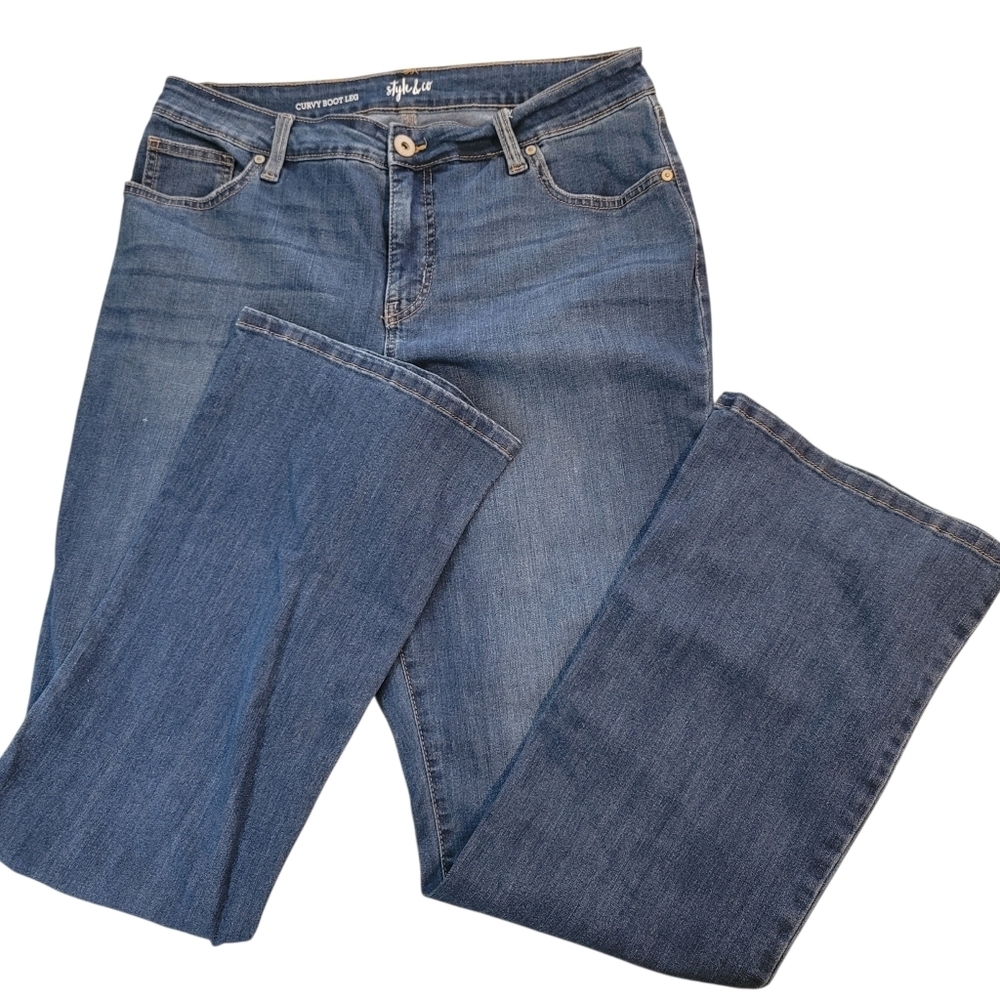 Sz 12 Style & Co. Curvy Boot Leg Jeans